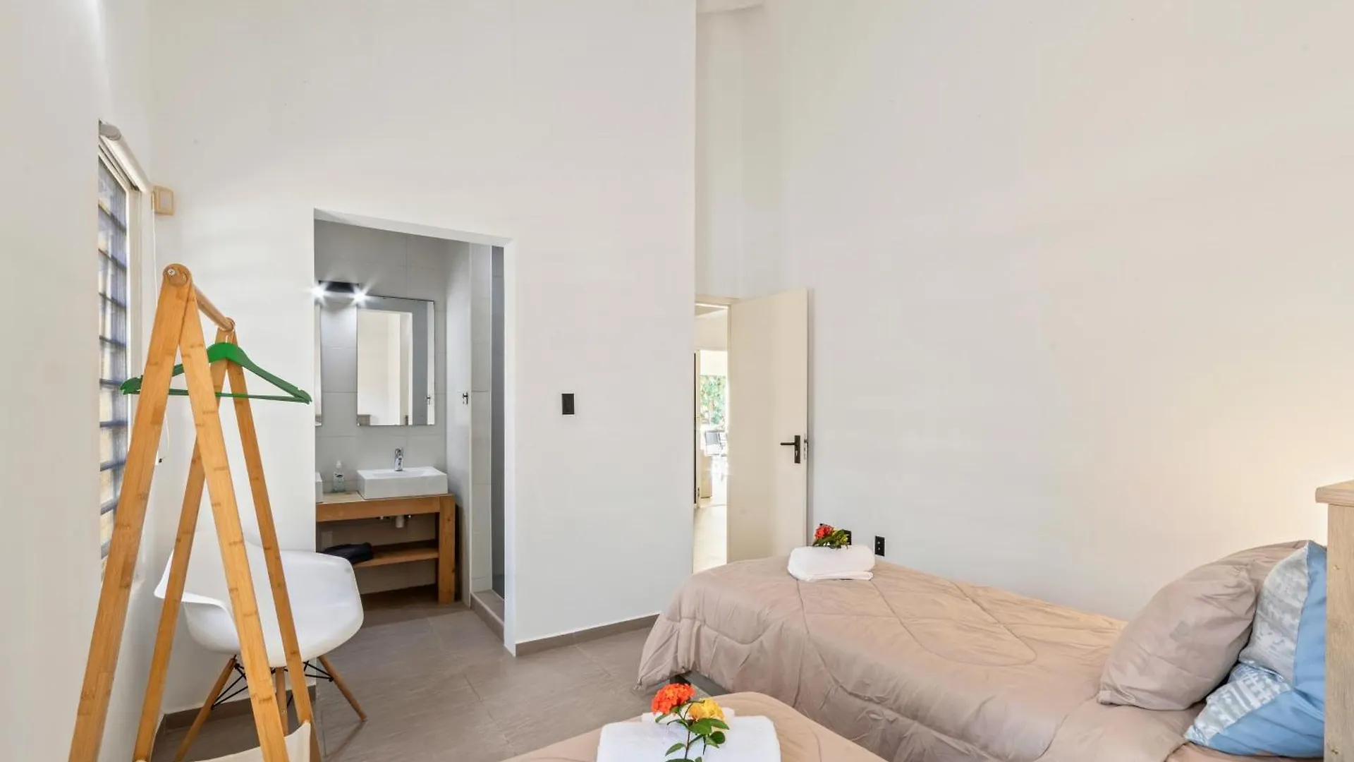 Villa Rubio Grote Berg 0*,